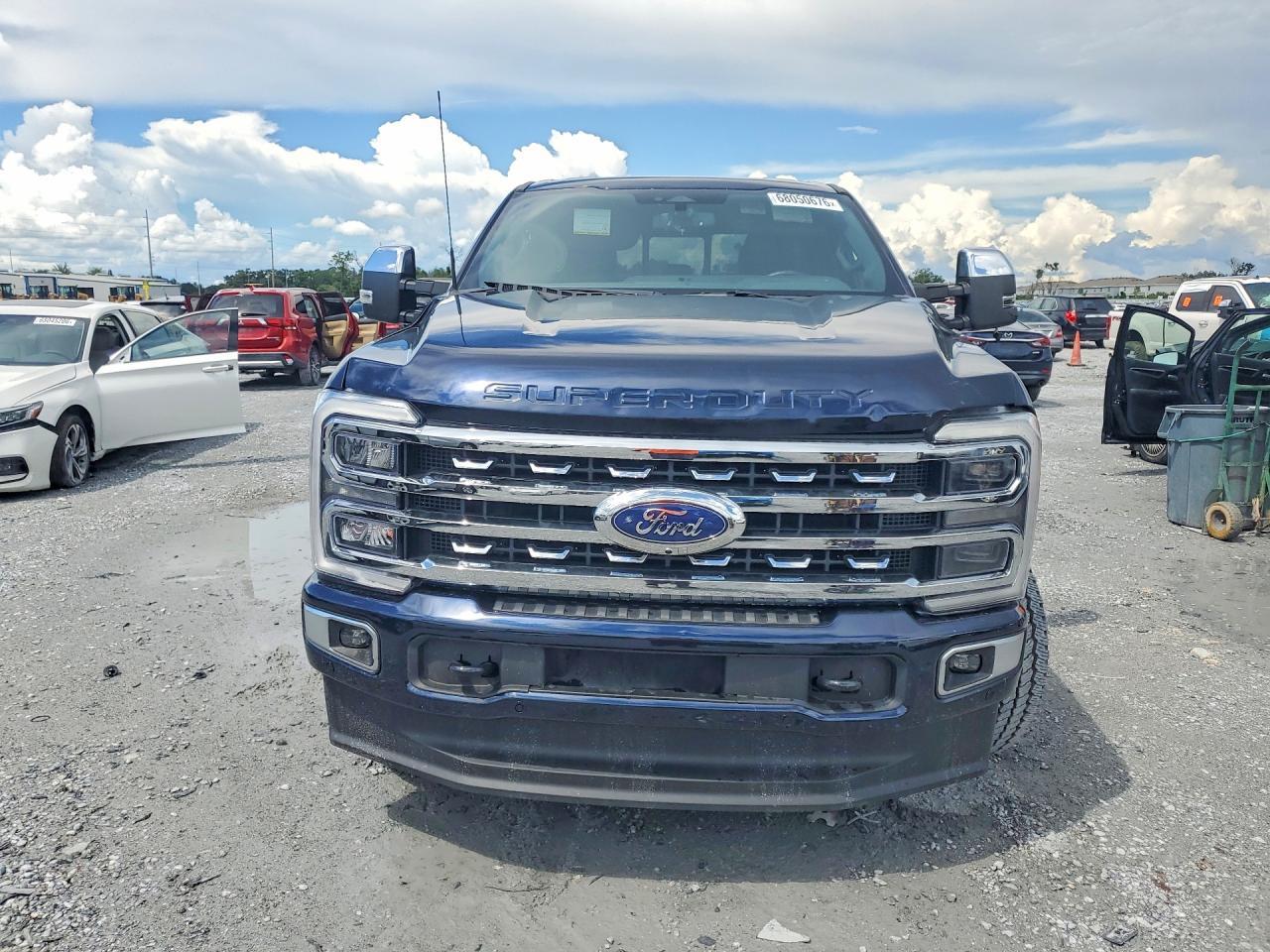 2024 Ford F250 Super Duty - Фото 5
