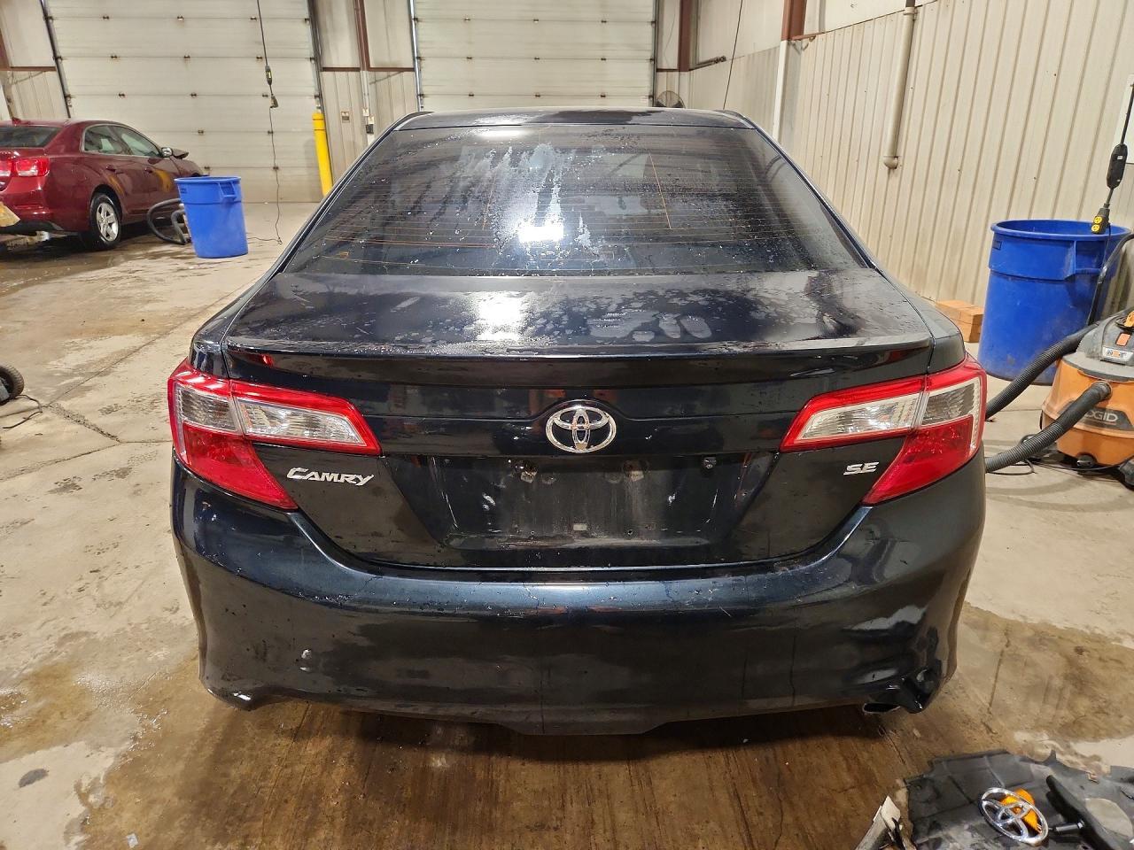 2012 Toyota Camry Se - Фото 6