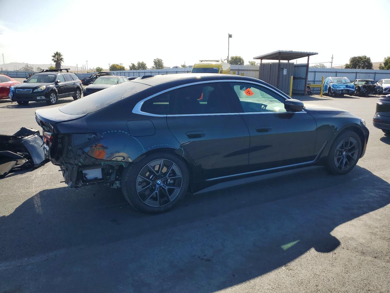 2025 BMW I4 Edrive 40 - Фото 3