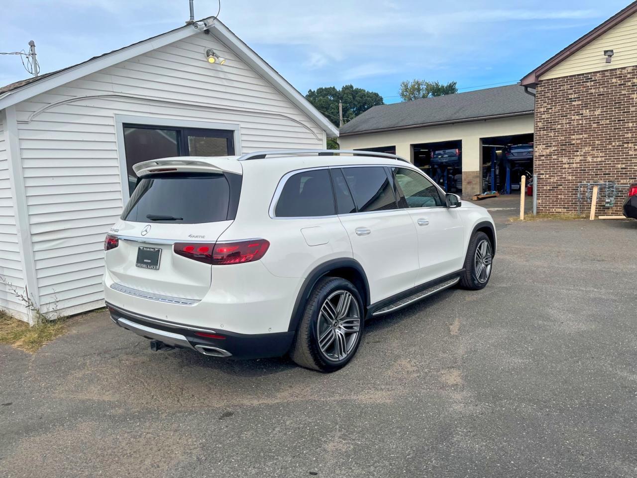 2024 Mercedes-Benz Gls 450 4Matic - Фото 3