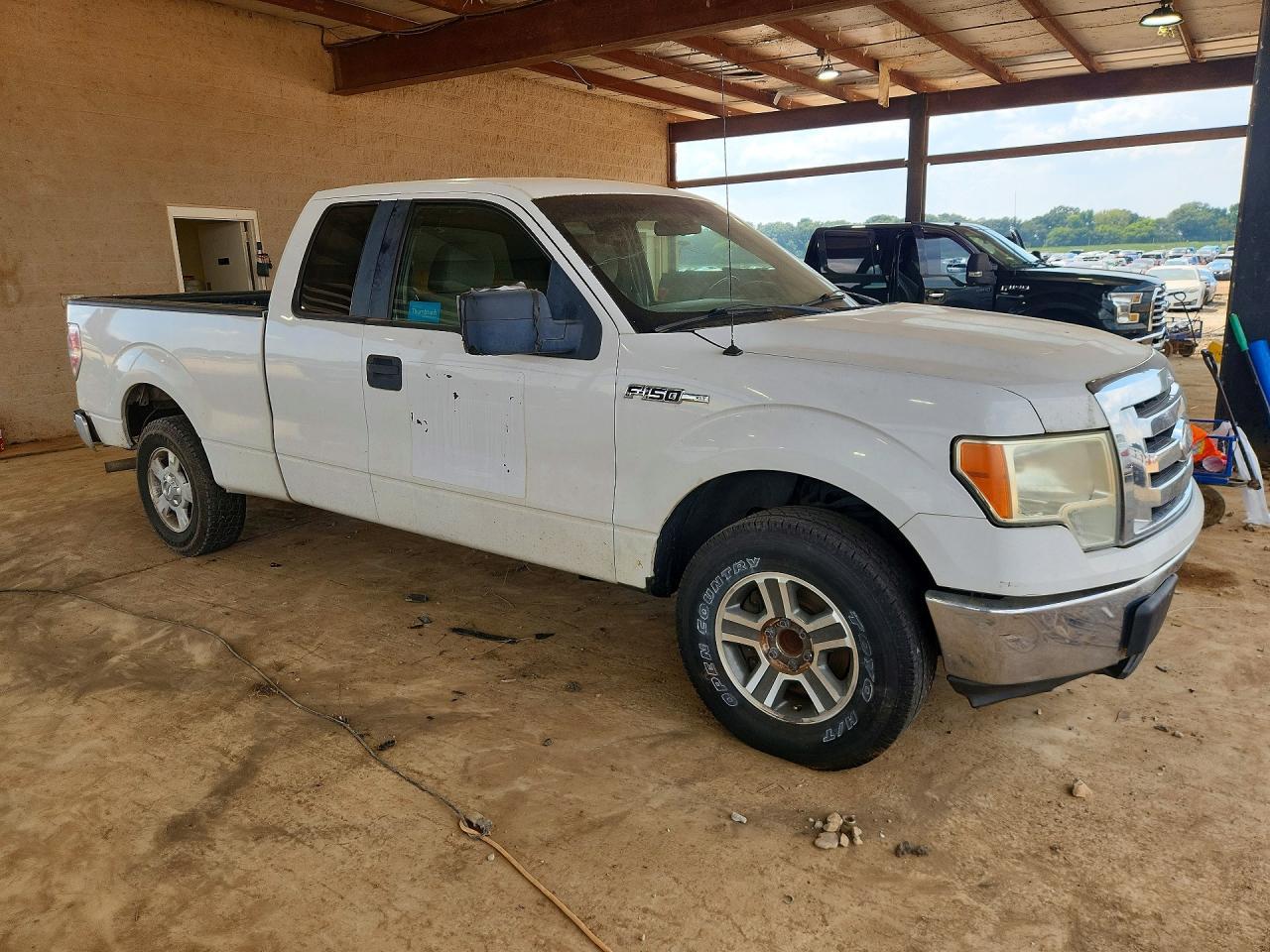 2010 Ford F150 Super Cab - Фото 4