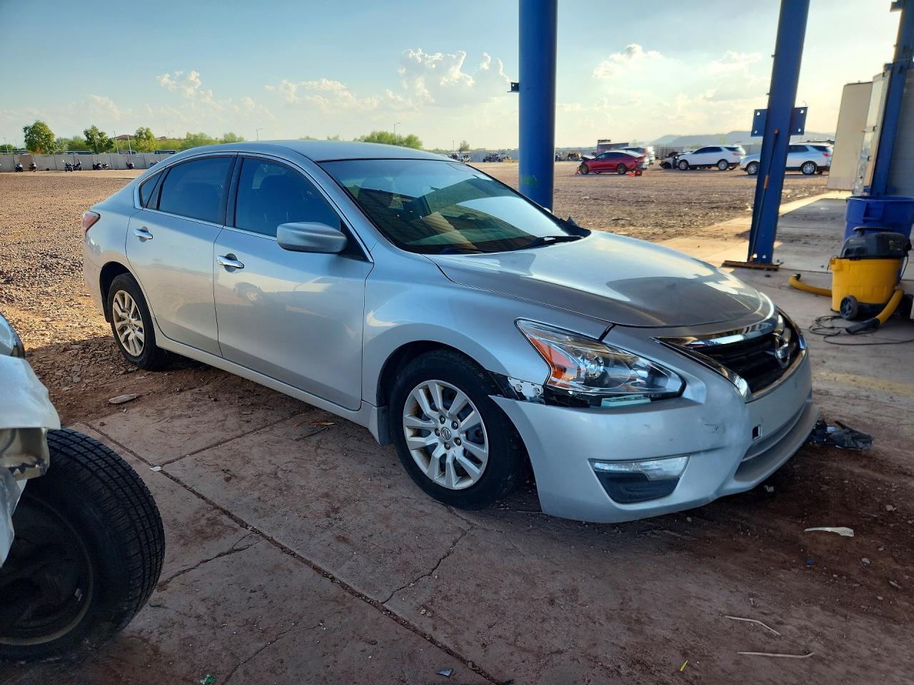 2015 Nissan Altima - Фото 4