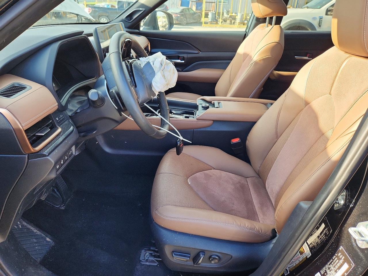 2024 Toyota Grand Highlander Hybrid Max Platinum - Фото 7
