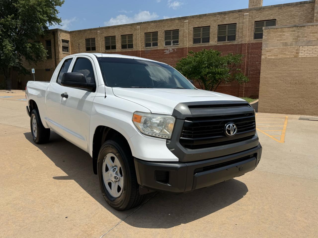 2016 Toyota Tundra Sr