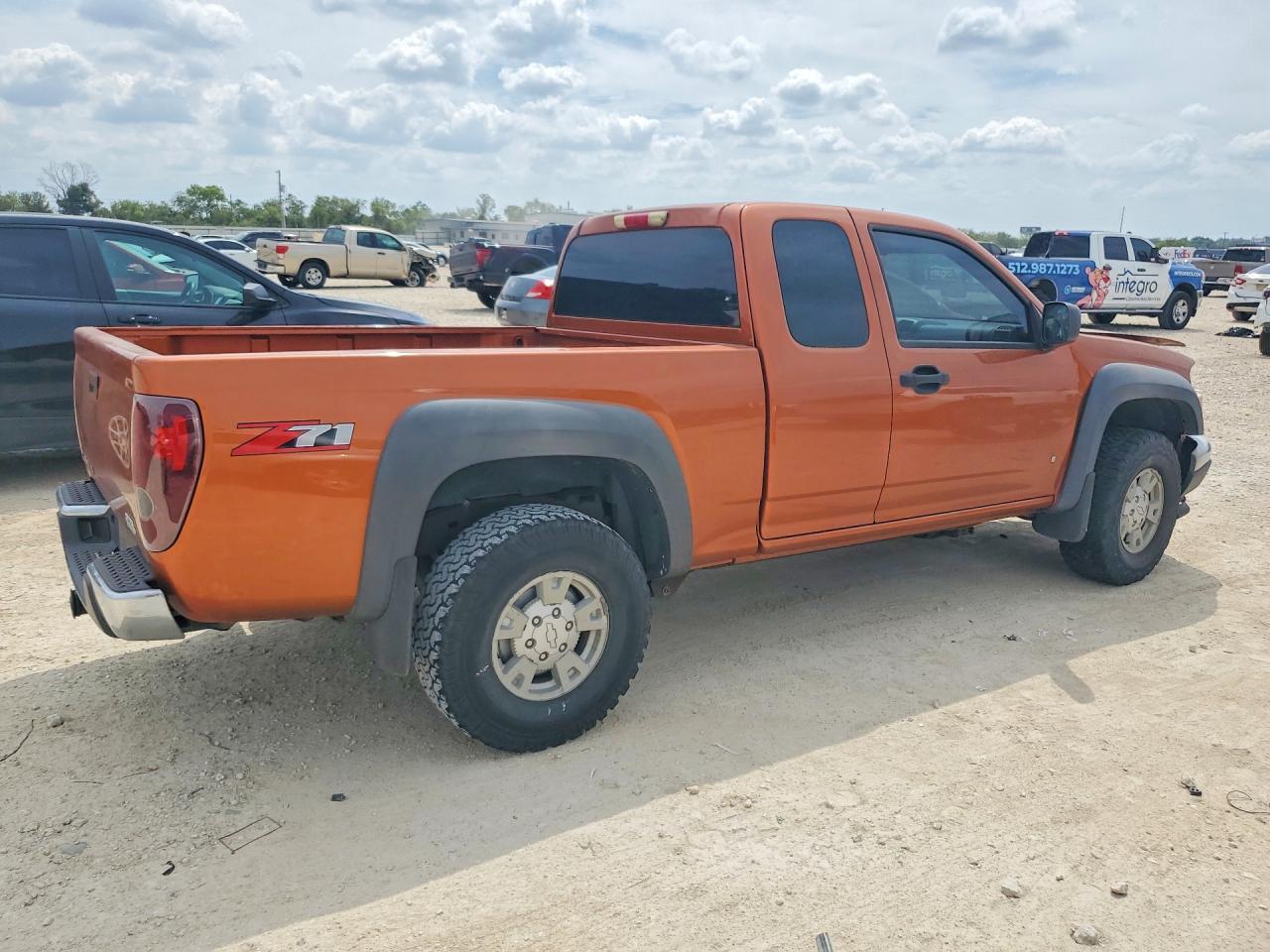 2006 Chevrolet Colorado - Image 3
