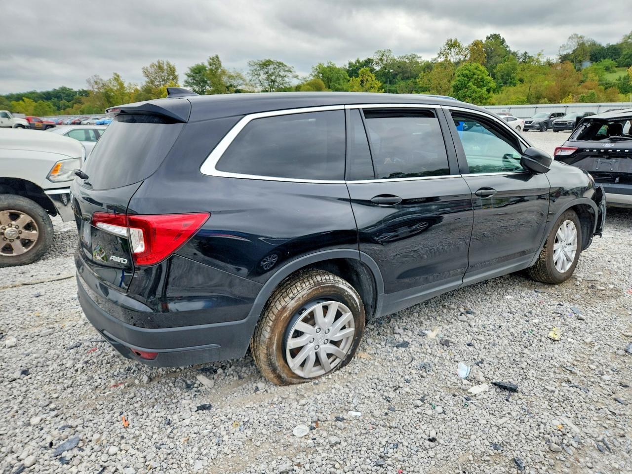 2021 Honda Pilot Lx - Фото 3