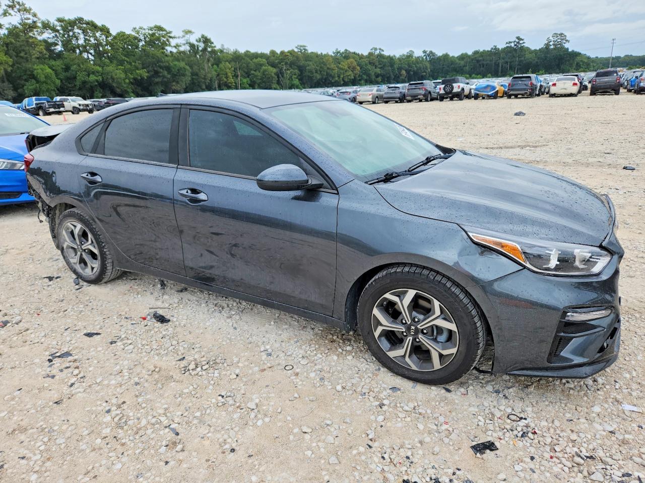 2019 Kia Forte Lxs - Фото 4