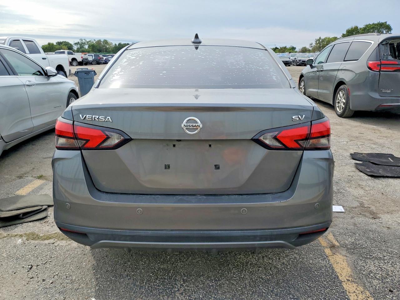 2020 Nissan Versa Sv - Фото 6