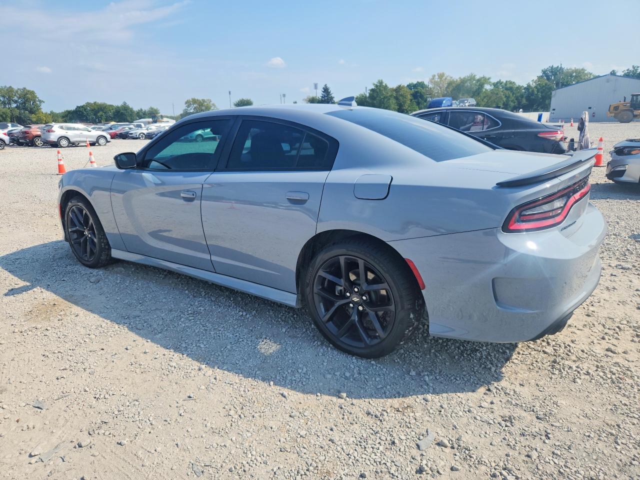 2021 Dodge Charger Gt - Фото 2