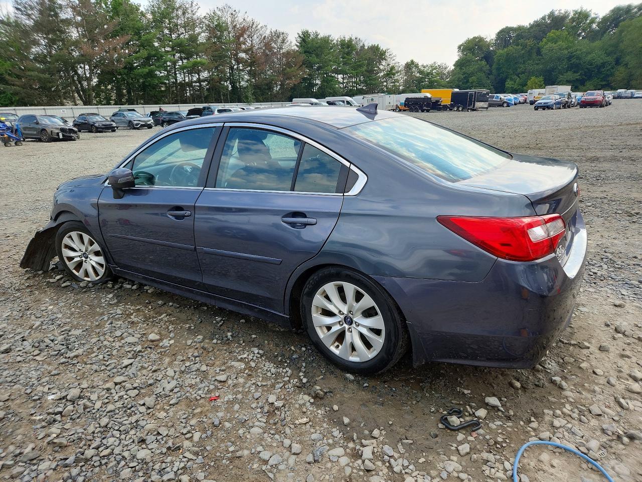 2017 Subaru Legacy 2.5I Premium - Фото 2
