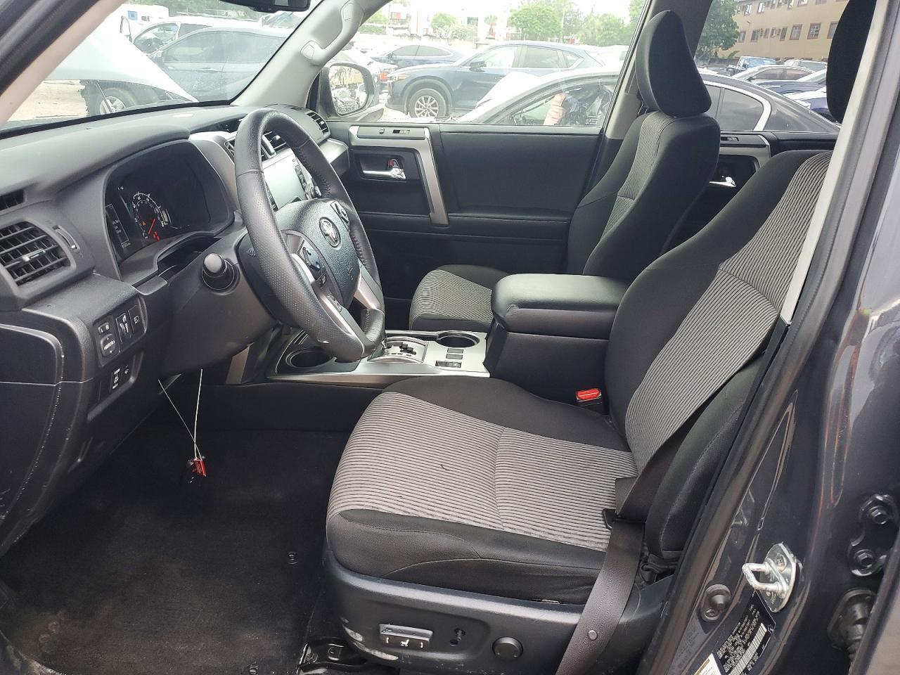 2024 Toyota 4Runner Sr5 - Image 7