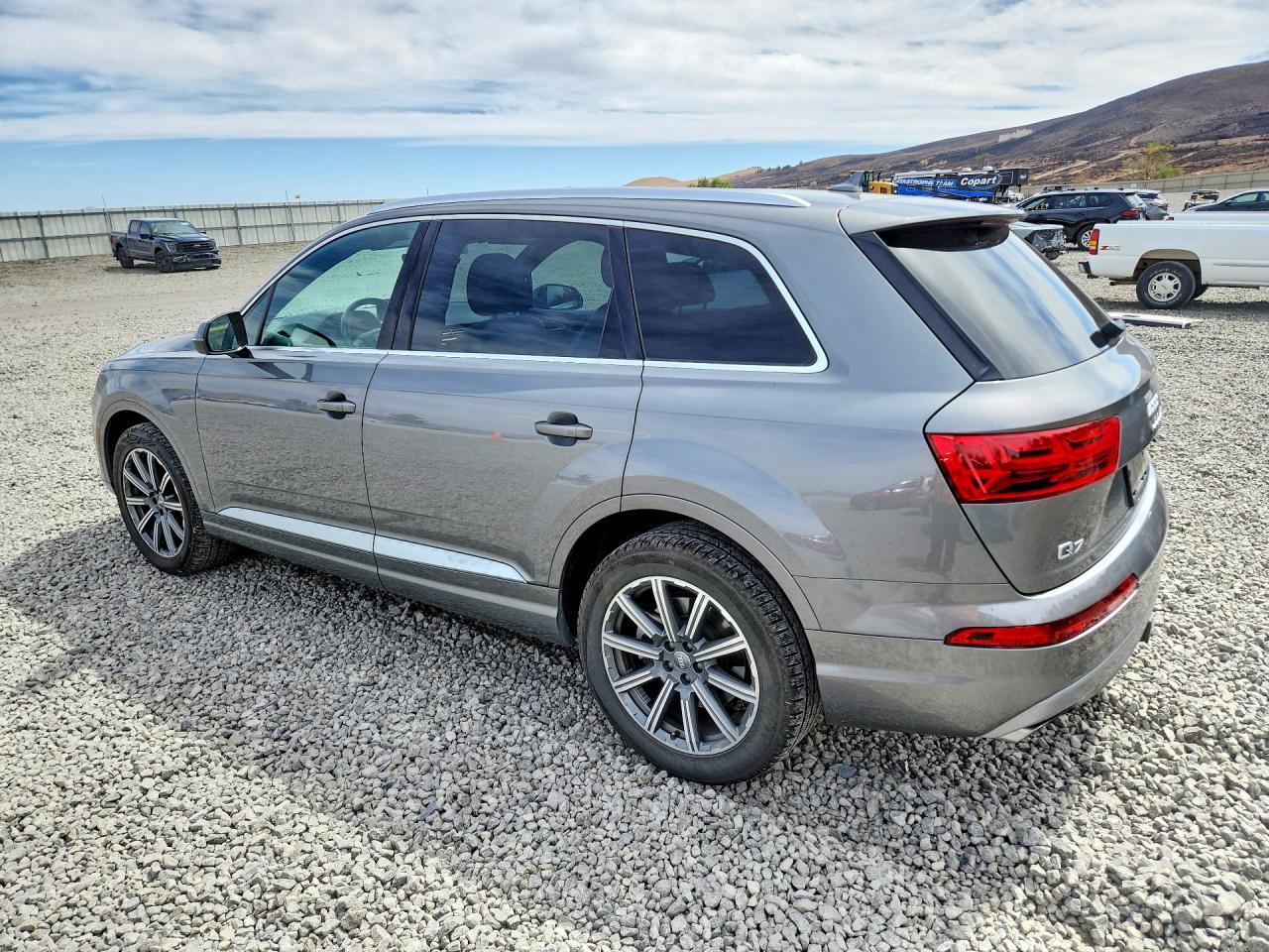 2018 Audi Q7 Premium Plus - Фото 2