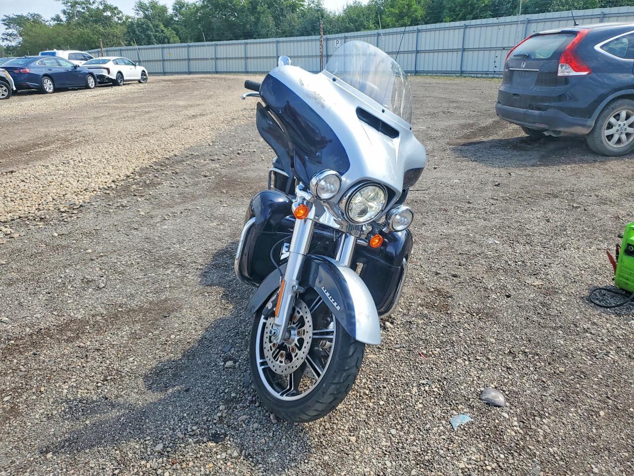 2020 Harley-Davidson Flhtk - Image 2