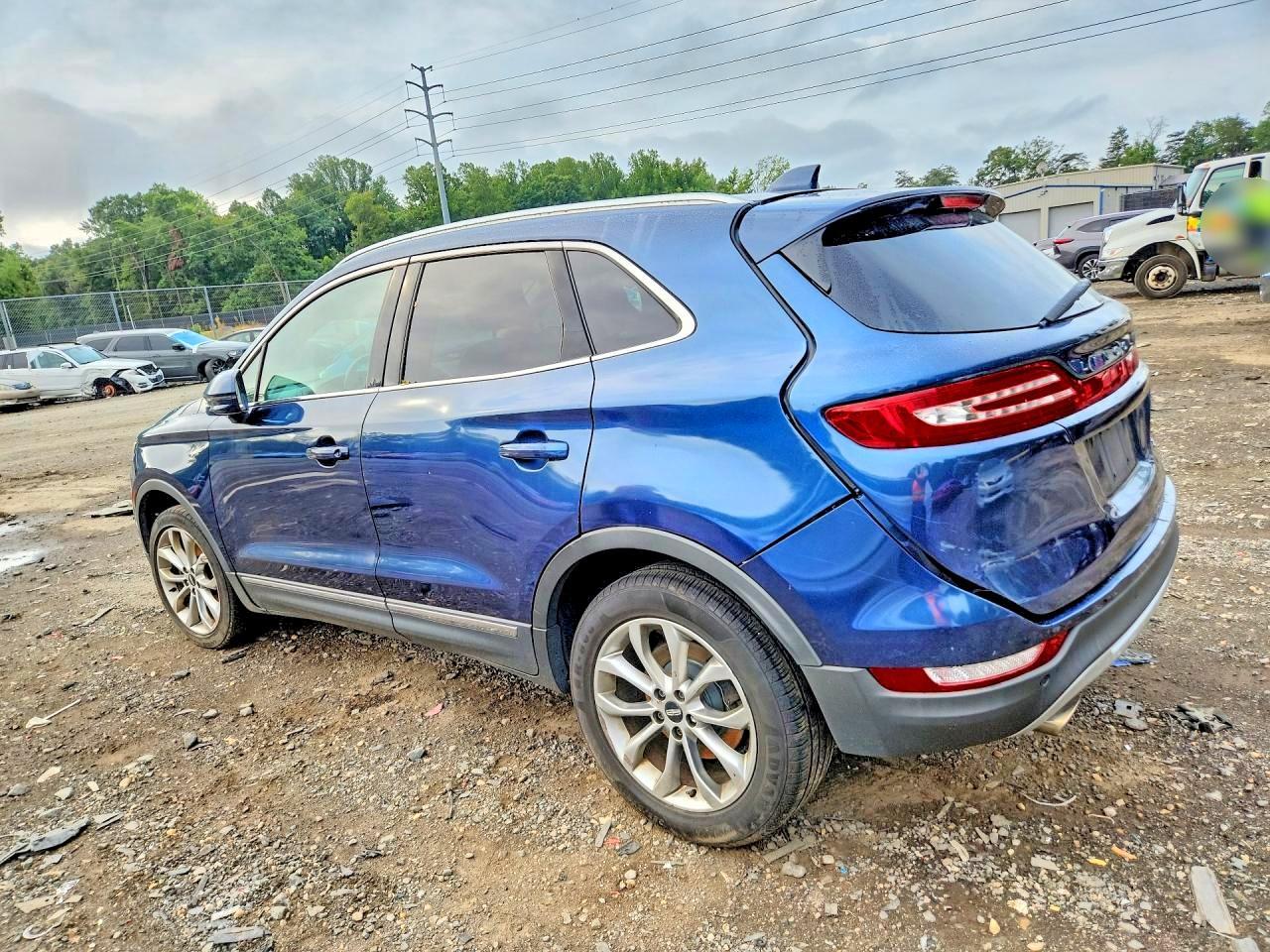 2017 Lincoln Mkc Select - Фото 2