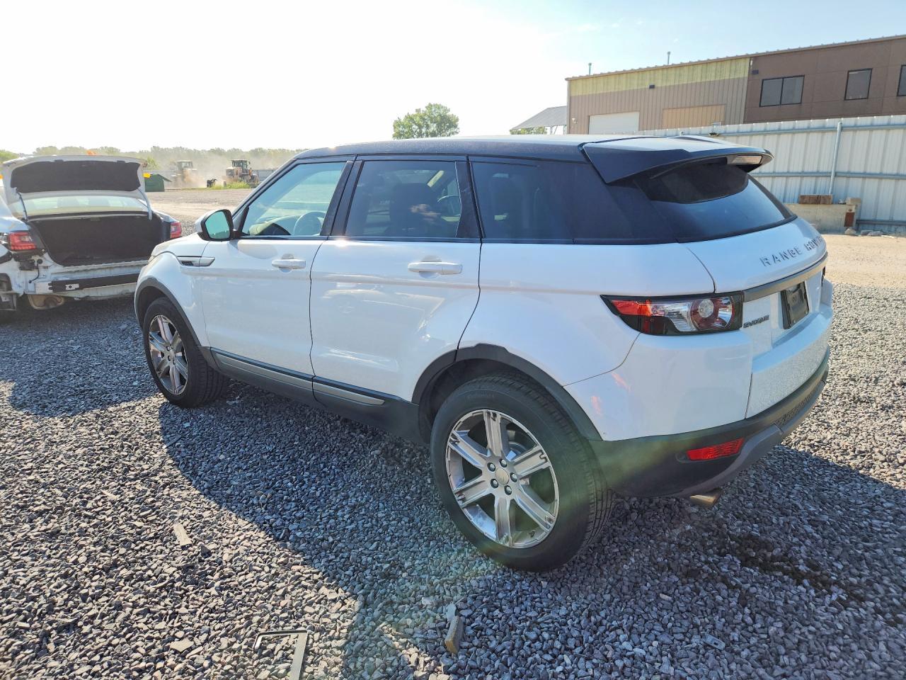 2014 Land Rover Range Rover Evoque Pure Plus - Фото 2