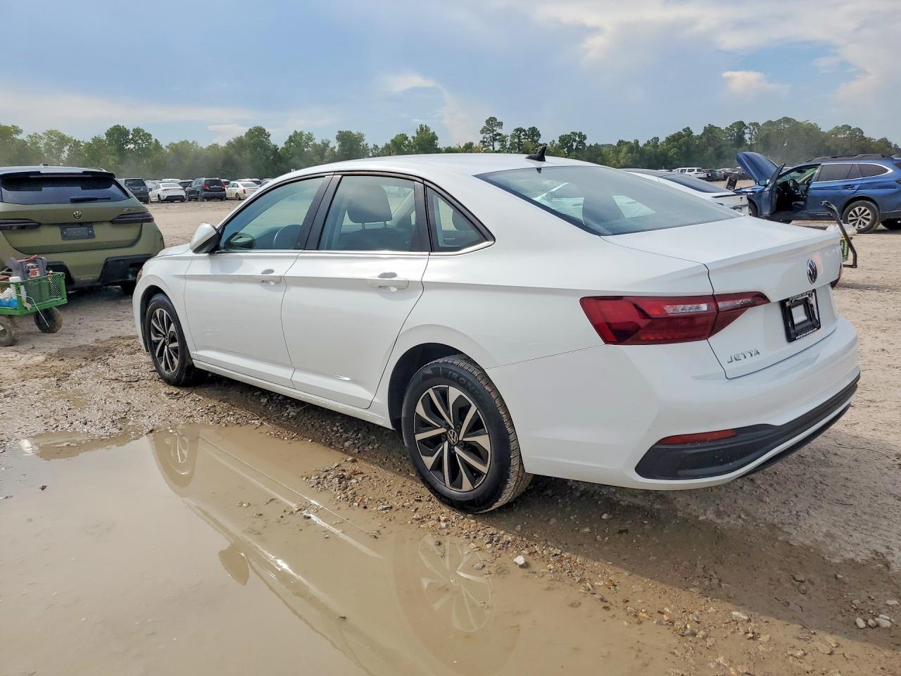2024 Volkswagen Jetta S - Фото 2