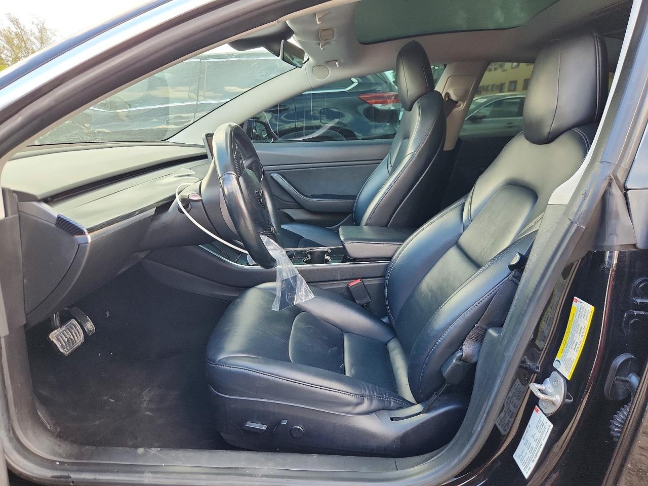 2018 Tesla Model 3 - Фото 7