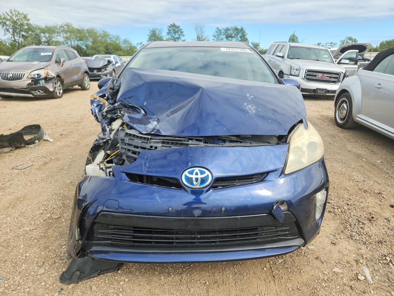 2013 Toyota Prius Three - Image 5