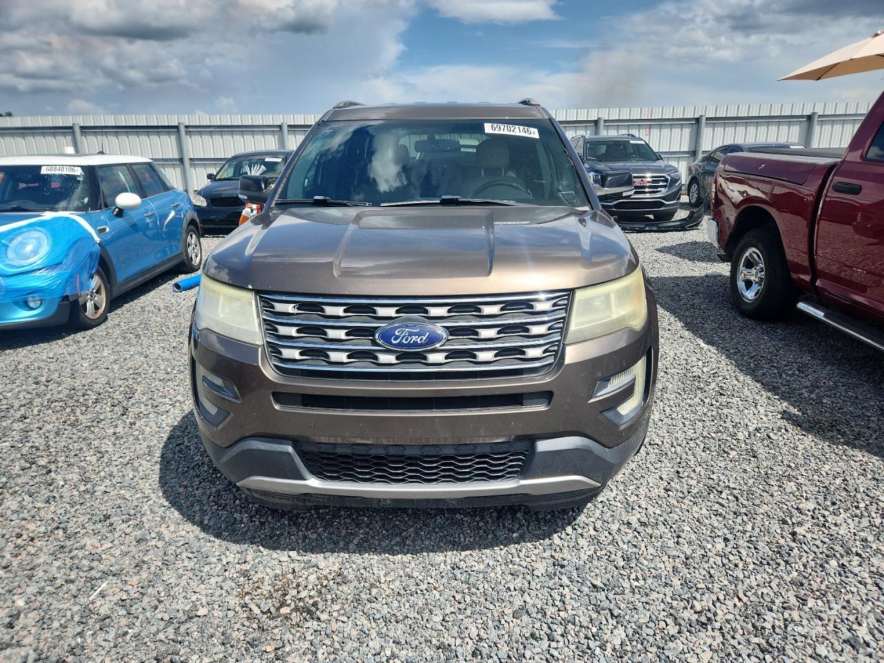 2016 Ford Explorer Xlt - Image 5