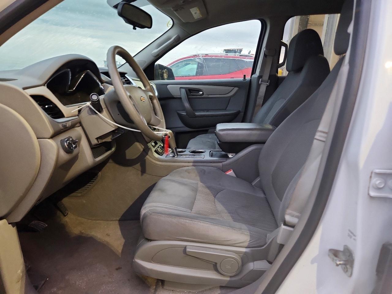 2017 Chevrolet Traverse Ls - Фото 7