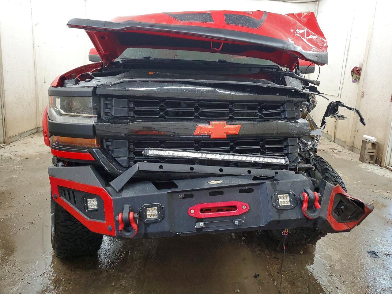 2018 Chevrolet Silverado K1500 Lt - Image 5