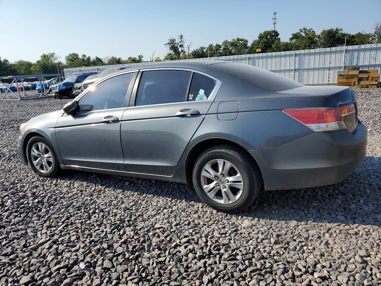 2011 Honda Accord Lxp - Фото 2