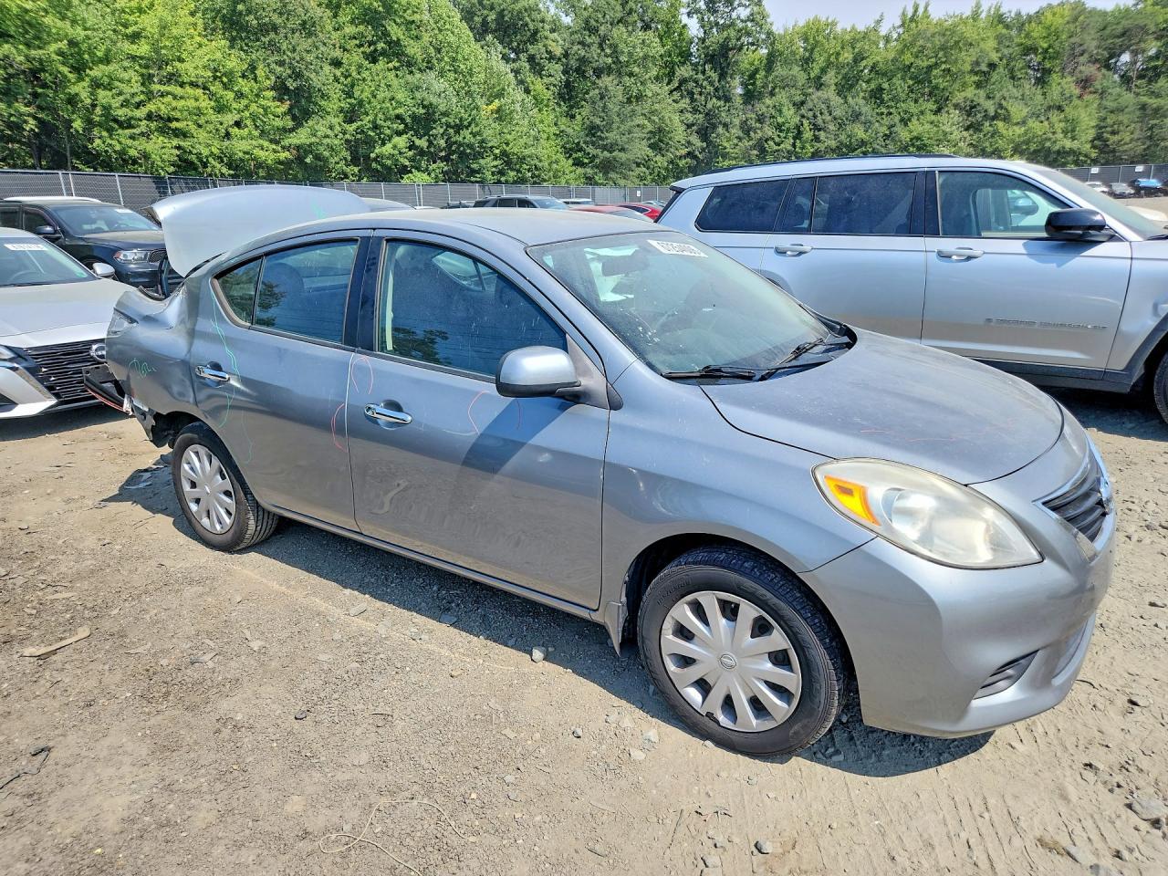 2012 Nissan Versa 1.6 S - Фото 4