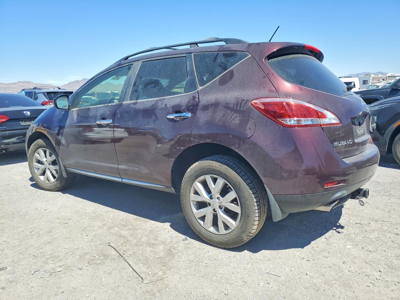 2014 Nissan Murano Sv - Image 2