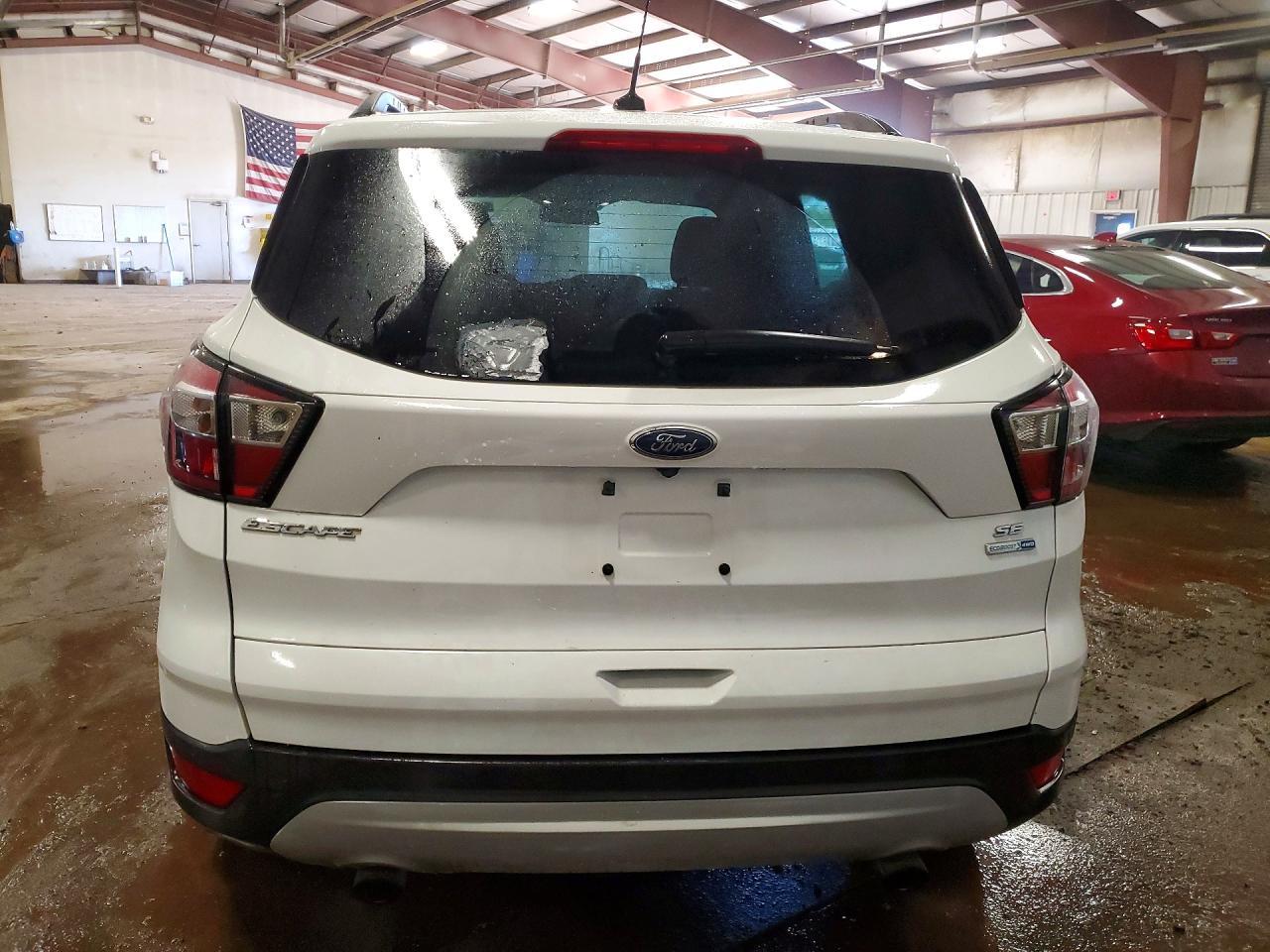 2018 Ford Escape Se - Фото 6