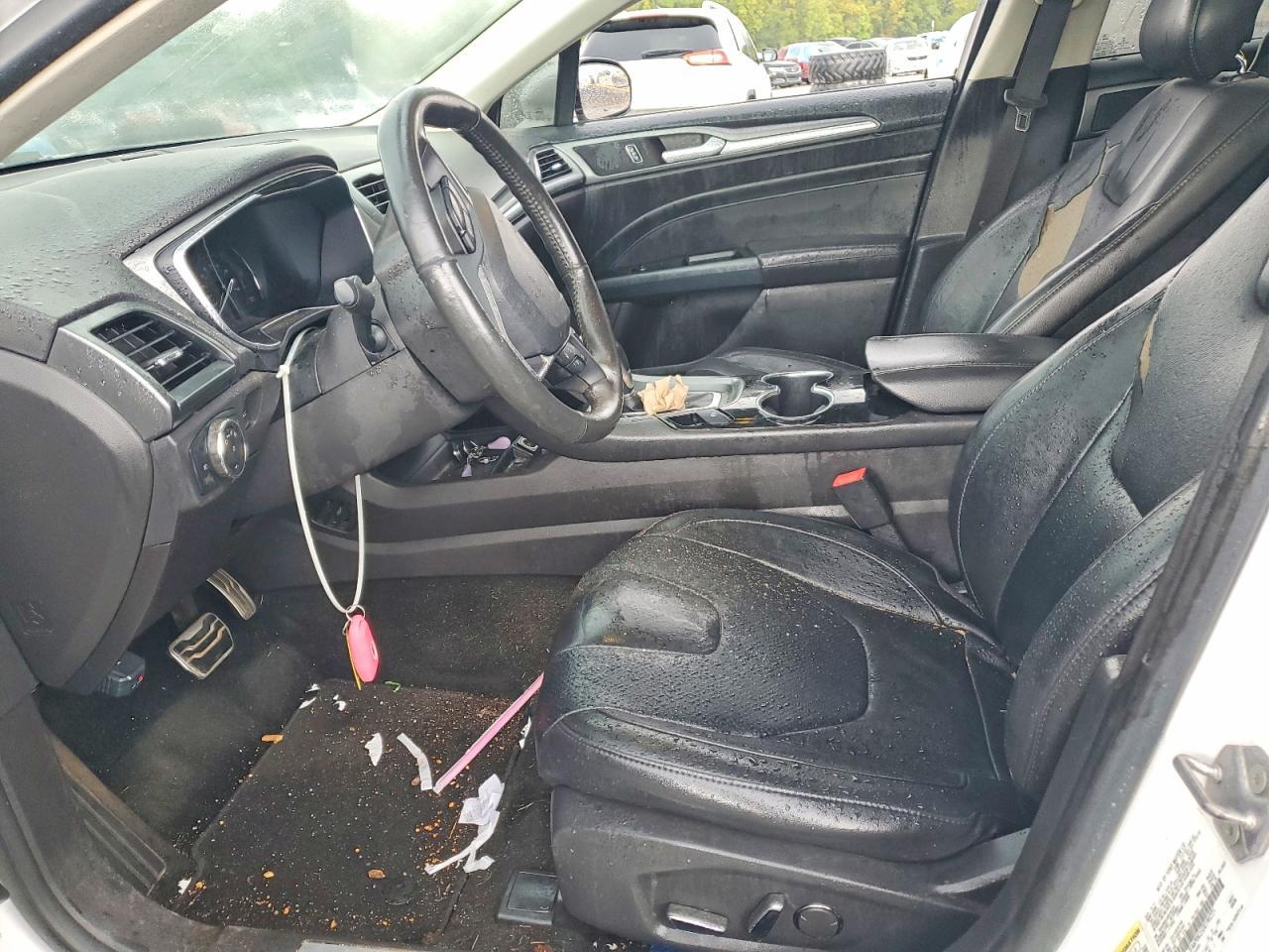 2014 Ford Fusion Titanium Hev - Image 7