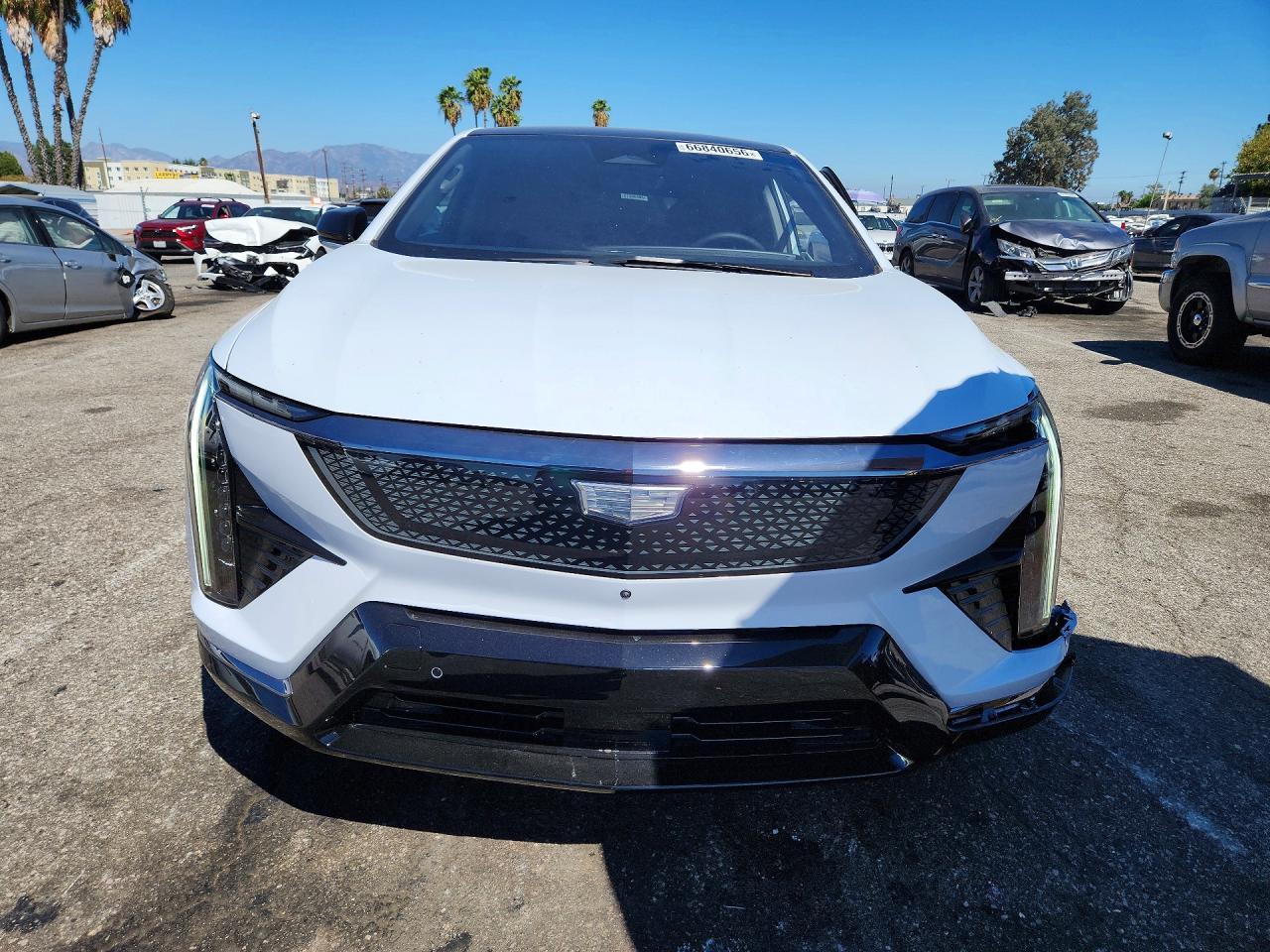 2026 Cadillac Optiq Sport - Фото 5