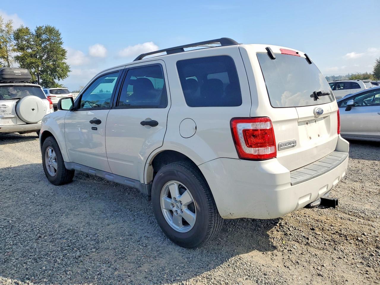 2009 Ford Escape Xlt - Фото 2