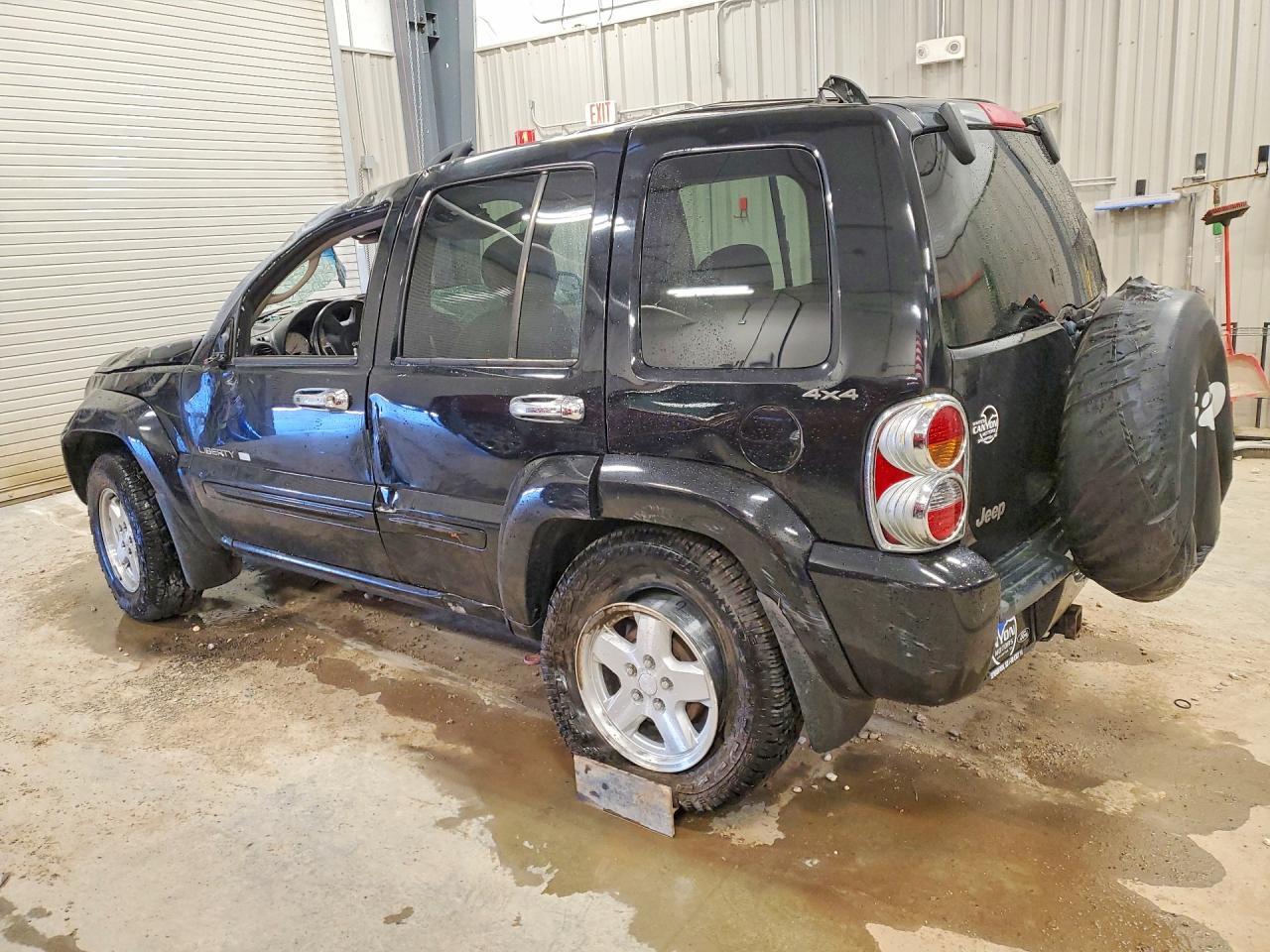 2002 Jeep Liberty Limited - Image 2
