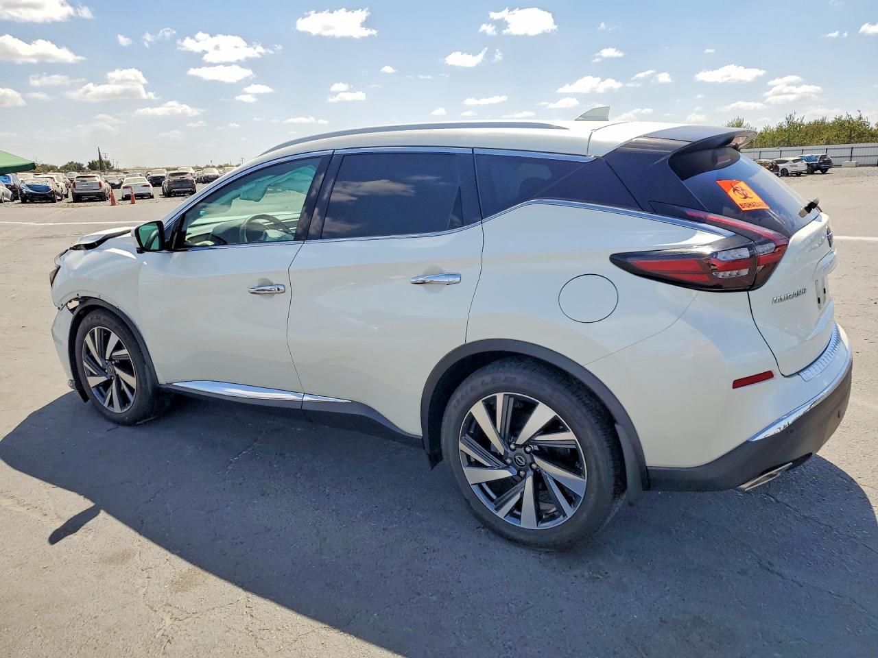 2023 Nissan Murano Sl - Image 2