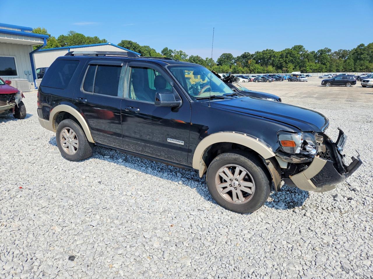 2008 Ford Explorer Eddie Bauer - Image 4