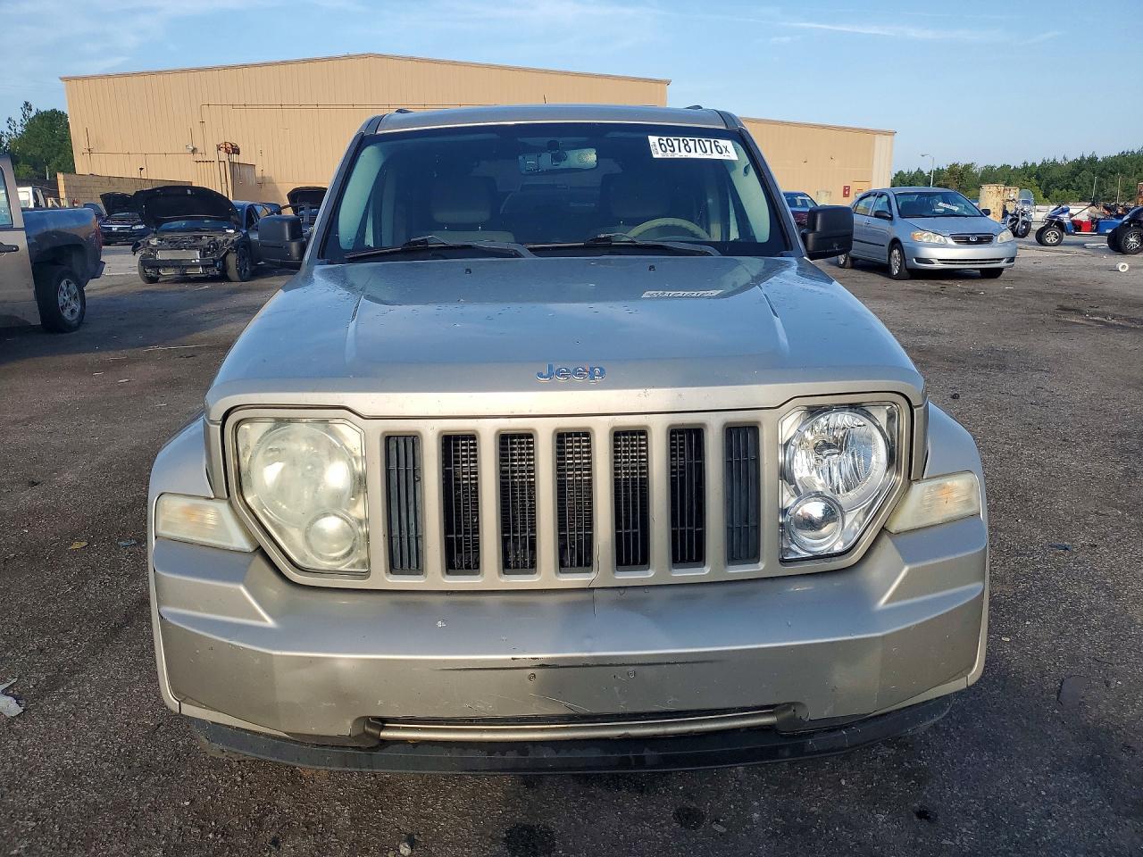 2010 Jeep Liberty Sport - Image 5