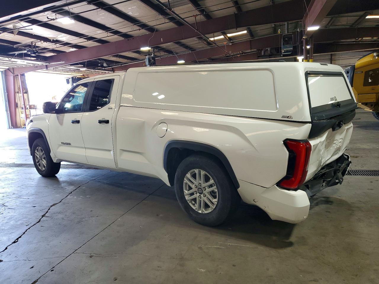 2025 Toyota Tundra Double Cab Sr5 - Image 2
