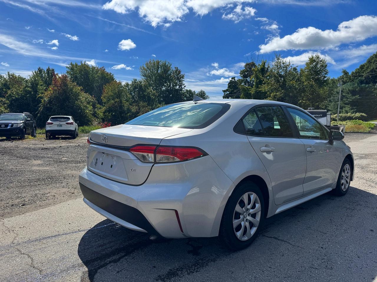 2022 Toyota Corolla Le - Фото 4