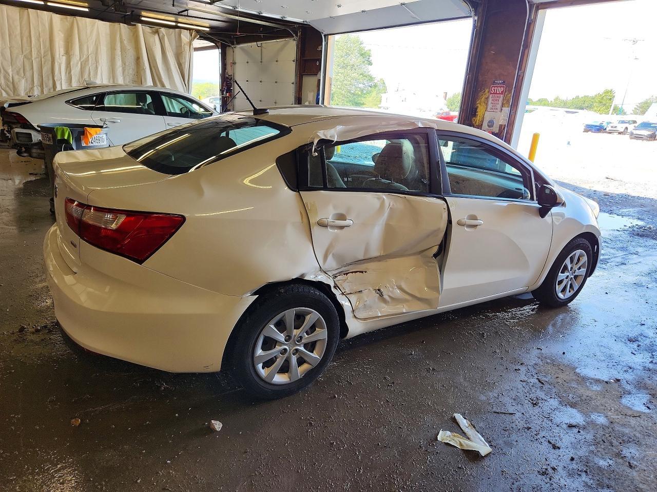 2016 Kia Rio Lx - Фото 3