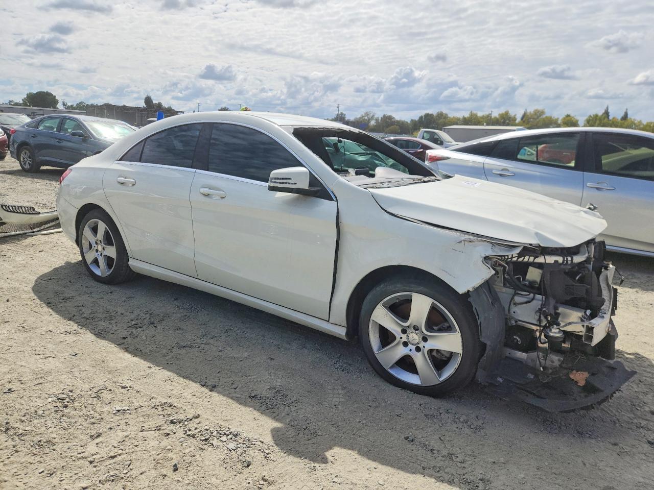 2015 Mercedes-Benz Cla 250 - Фото 4