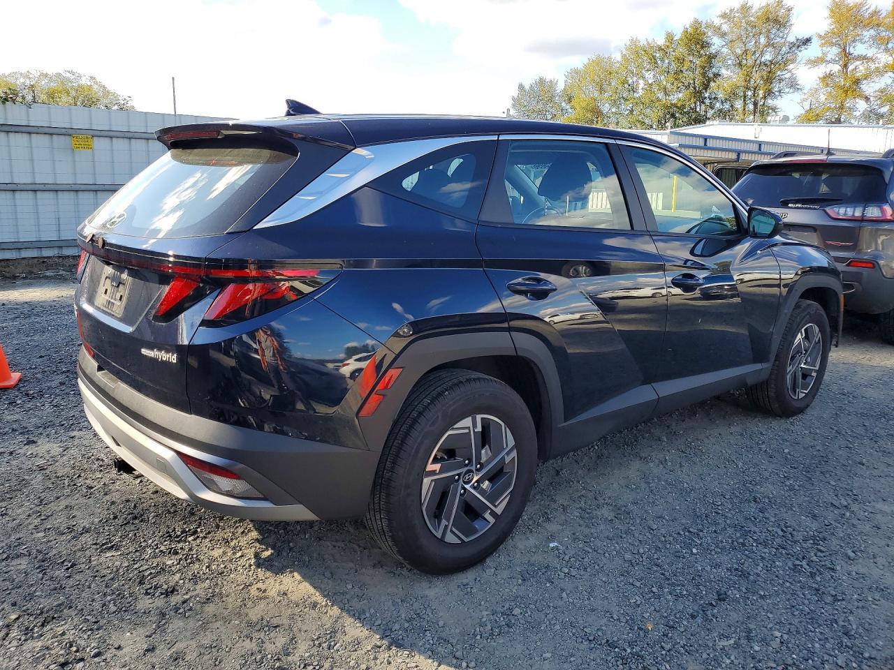 2026 Hyundai Tucson Blue Se - Фото 3