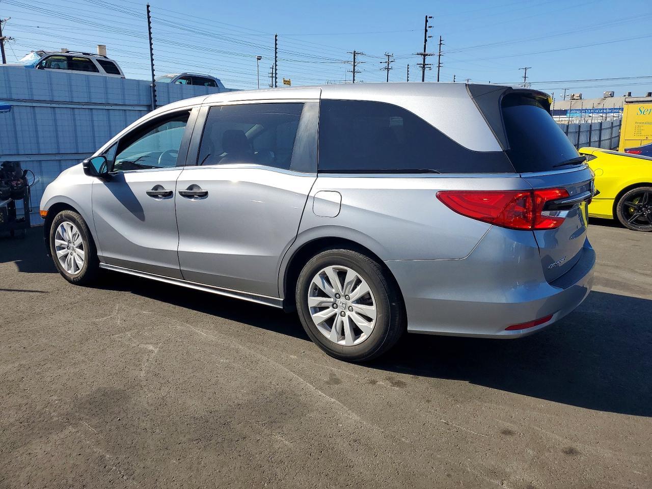 2022 Honda Odyssey Lx - Фото 2
