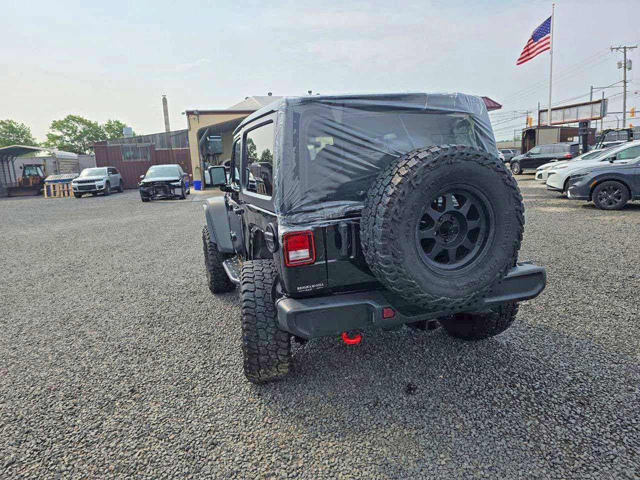 2023 Jeep Wrangler Rubicon - Фото 6