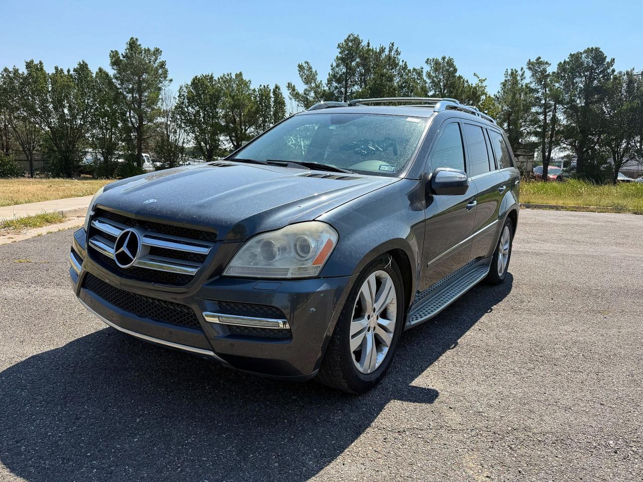 2010 Mercedes-Benz Gl 450 4Matic - Image 2