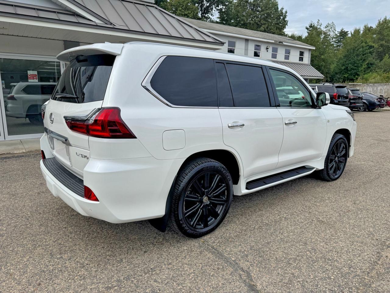 2016 Lexus Lx 570 - Фото 4