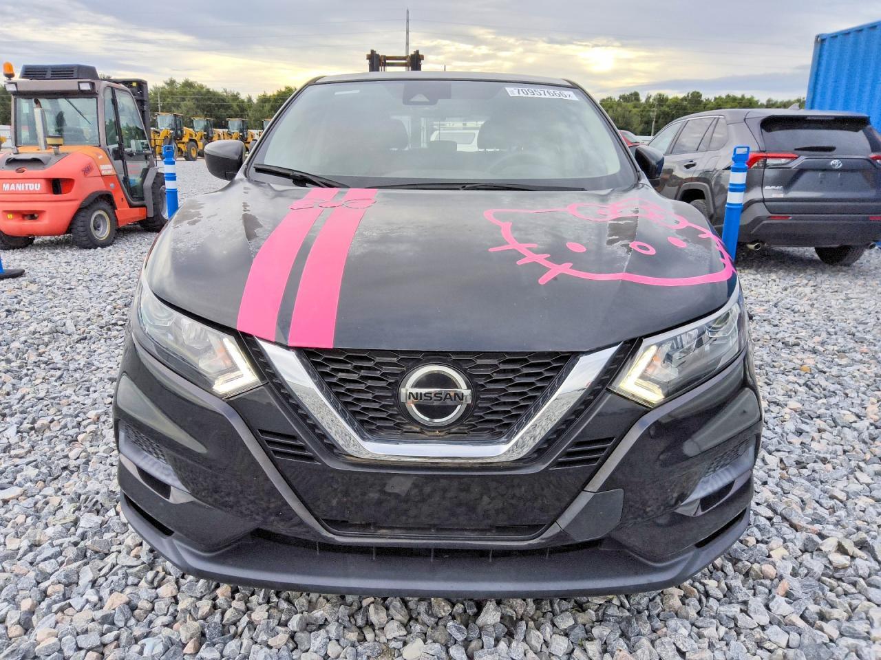 2020 Nissan Rogue Sport S - Image 5