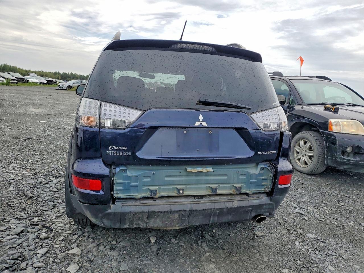 2010 Mitsubishi Outlander Es - Фото 6