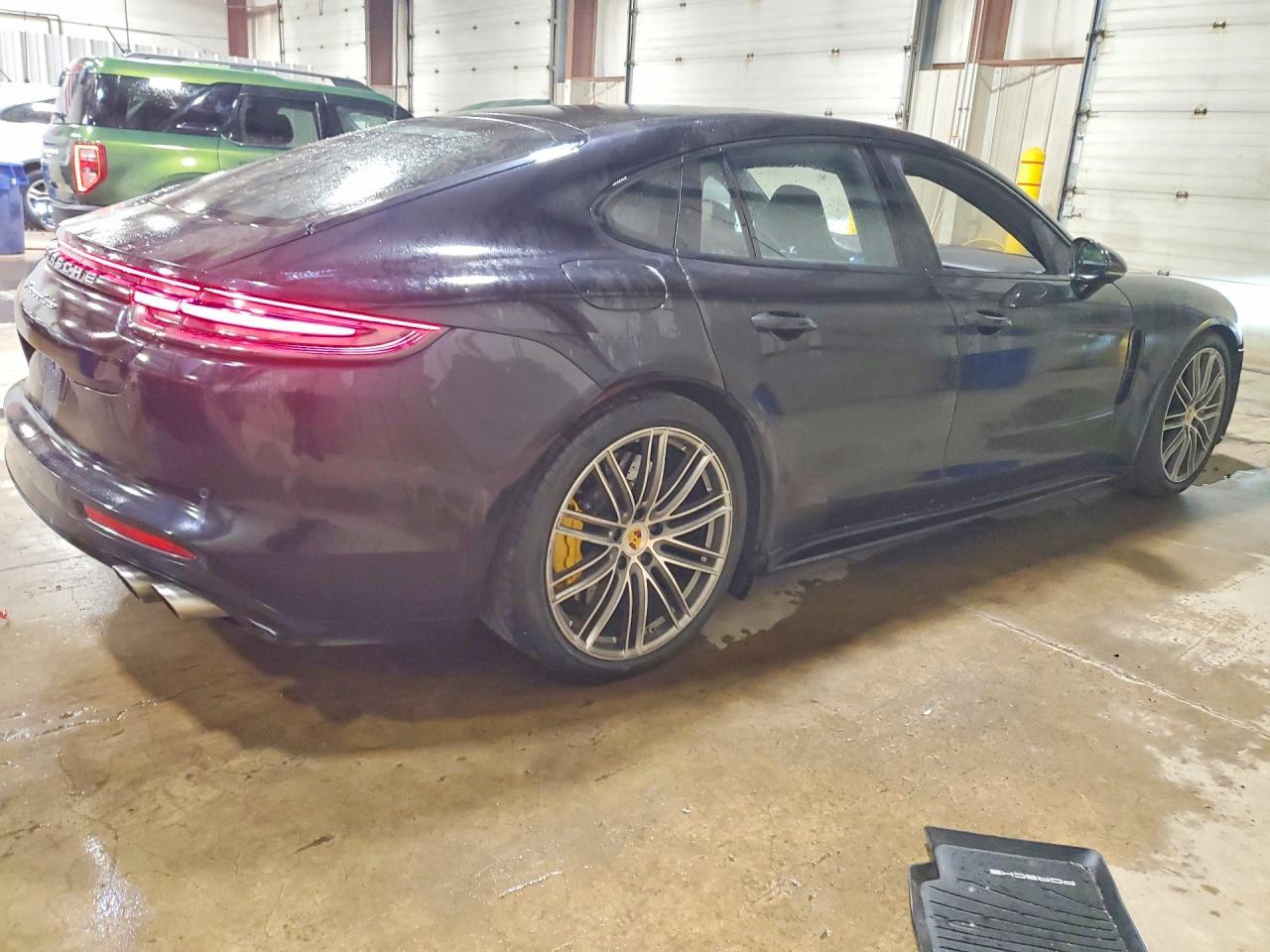 2018 Porsche Panamera Turbo - Фото 3