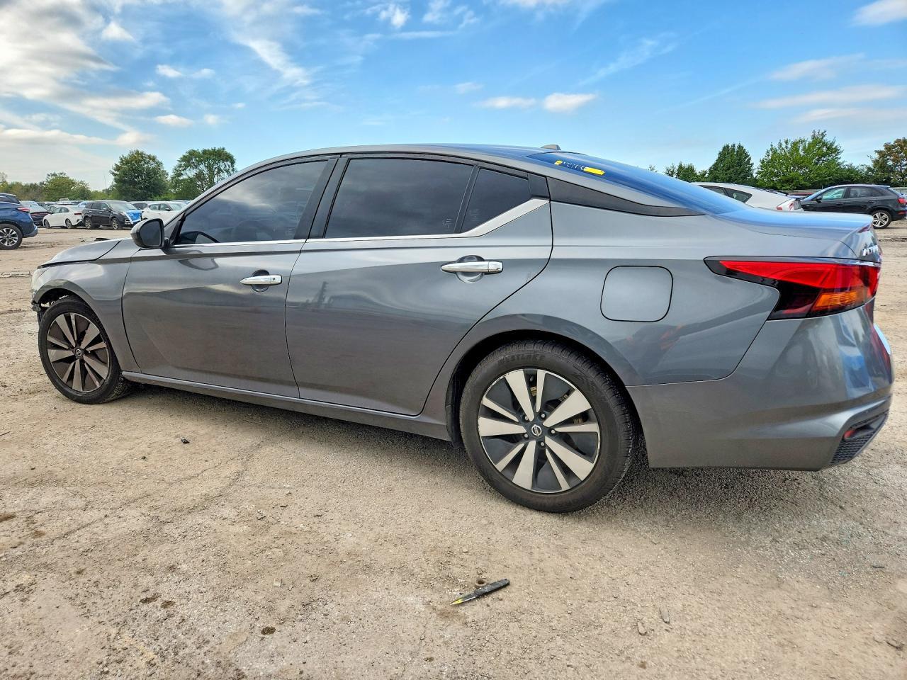 2021 Nissan Altima Sv - Image 2