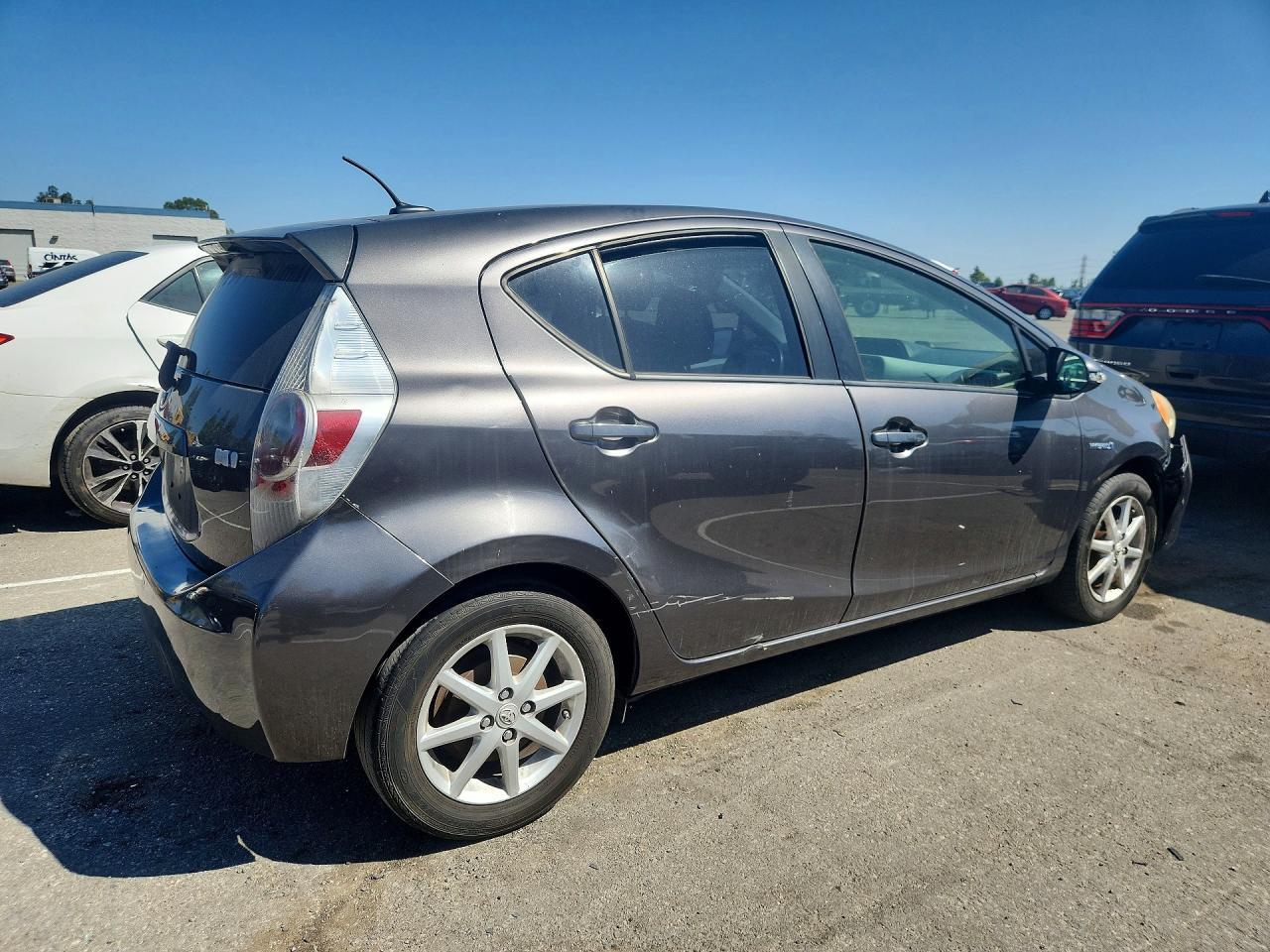 2012 Toyota Prius C Three - Фото 3